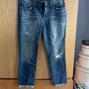Slightly distressed boyfriend jean